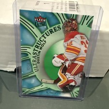 2025/26 Upper Deck Fleer Ultra "Ultra Structures Green" Dustin Wolf/10