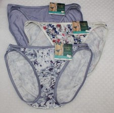 NWT set/3 VANITY FAIR ILLUMINATION STRING BIKINI 18108 FLOWER ST ROMANCE BLUE