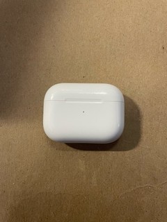Apple AirPods Pro With Charging Case (A3047)
