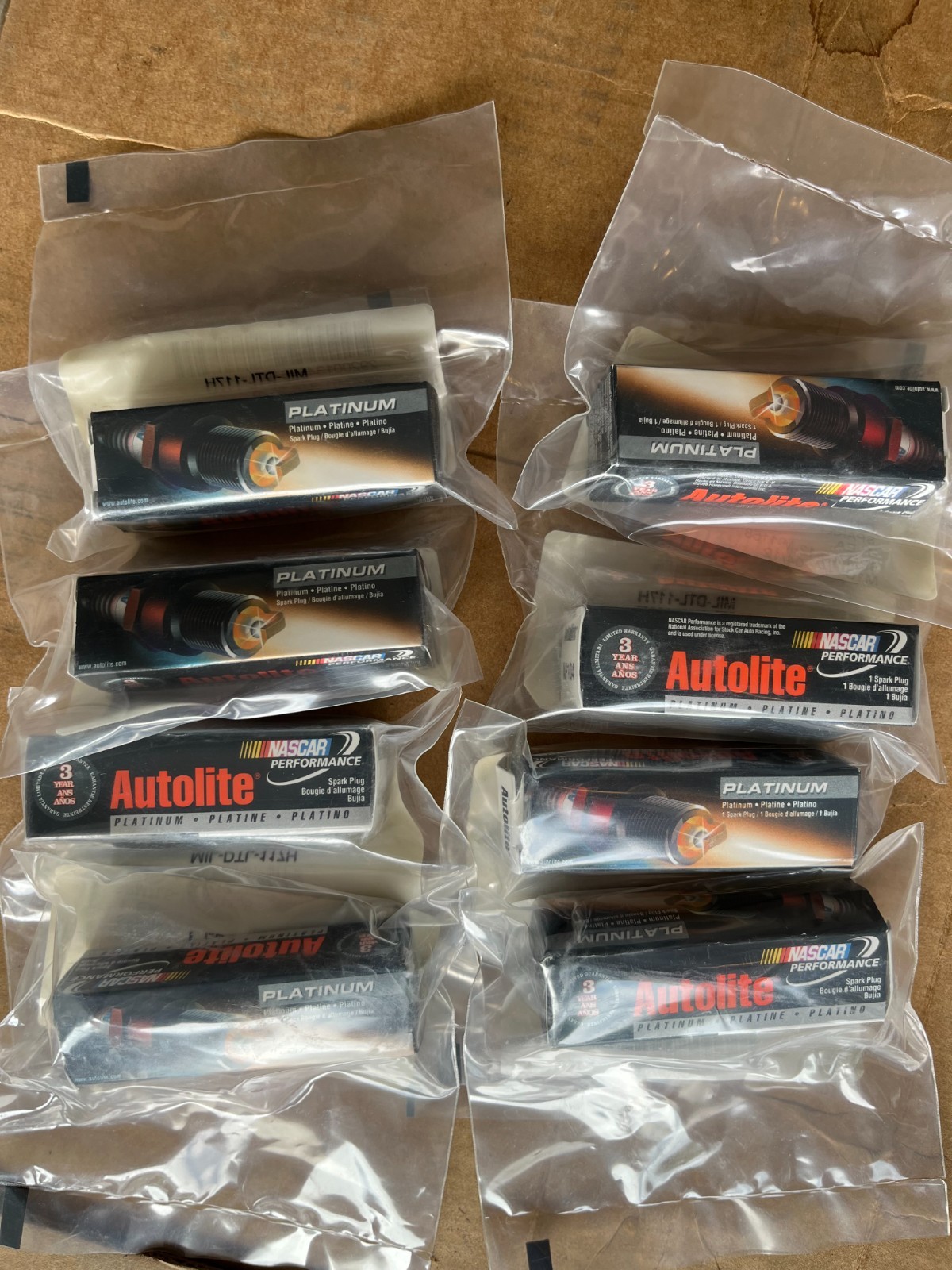 Lot of 8 : Autolite Platinum AP104 Spark Plugs 