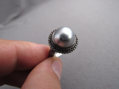 VINTAGE STERLING CABOCHON SILVER PEARL SOLITAIRE COCKTAIL RING SIZE 6