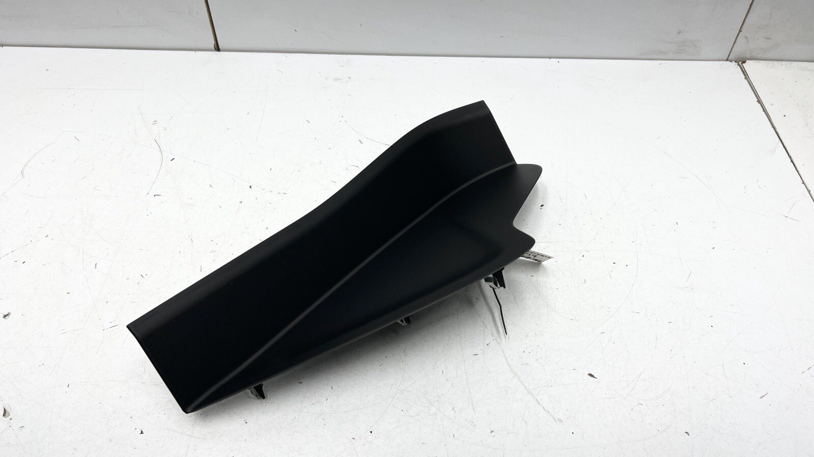 ⭐️2017-2020 MASERATI LEVANTE LEFT DRIVER END DASH TRIM - BLACK 670043359 OEM