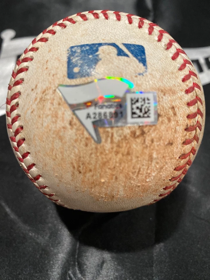 David Ortiz MLB Game Used Single RBI Autographed Ball 5/13/14 Career Hit #2062 - Image 4 of 4