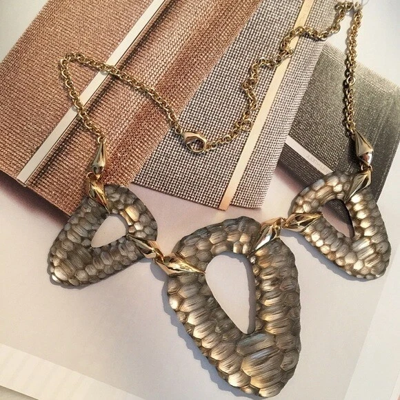 NWOT $398 ALEXIS BITTAR Croc Lucite Station Bib Necklace Gold Brass - Image 2 of 4