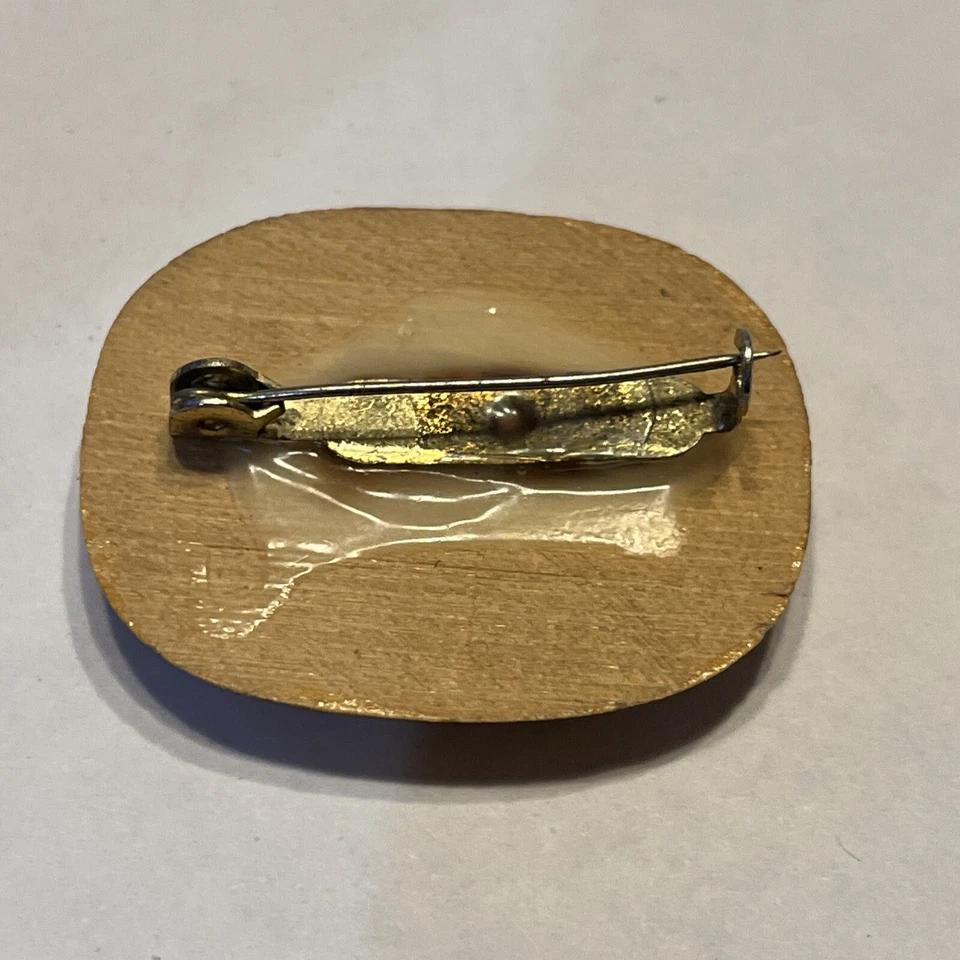 Vintage painted wood flower brooch pin Boho Folk Art - Image 3 of 3