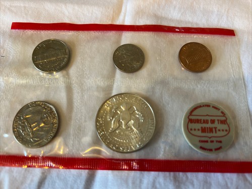 1968 U.S. Mint Set Original Envelope 10 Brilliant Uncirculated Coins - Picture 4 of 6