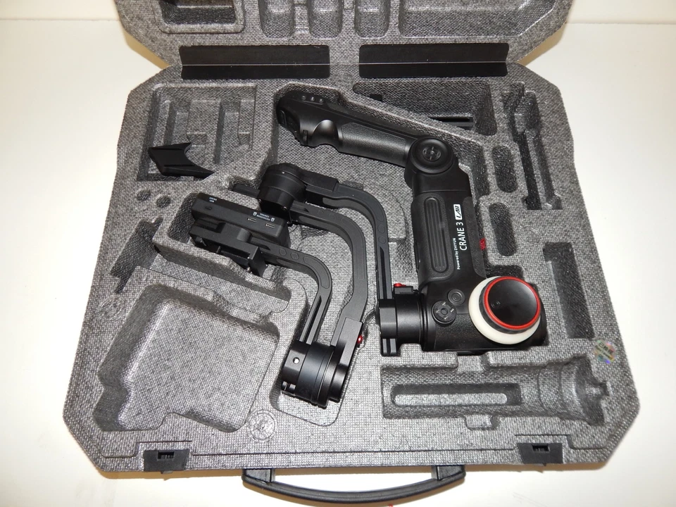 Zhiyun CRANE 3 LAB 3-Axis Handheld Gimbal Stabilizer (KWJ34) - Image 2 of 4