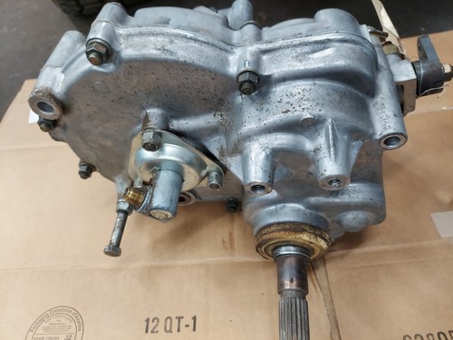 91 90 Polaris Trail Boss 350 L 4x4 Transmission Gear Case ME35P1 4WD - Picture 2 of 6