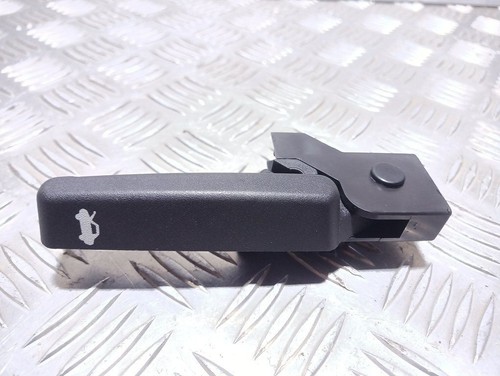 Opel Astra J 2012 Hebel Öffner Griff Motorhaube UST72916