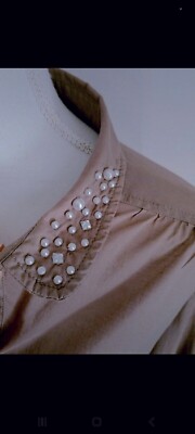 Elegante beige Langarm-Bluse mit Perlenkragen, Größe 50, von Jessica!