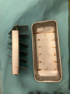 Vintage Kitchen Aluminum Metal Ice Cube Trays, rust/discolored