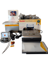 Kodak EasyShare V550 Camera + Dock & EasyShare Printer Dock Series 3 Bundle