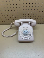 VTG Bell System Western Electric 500DM Beige Pink Rotary Dial Desk Phone