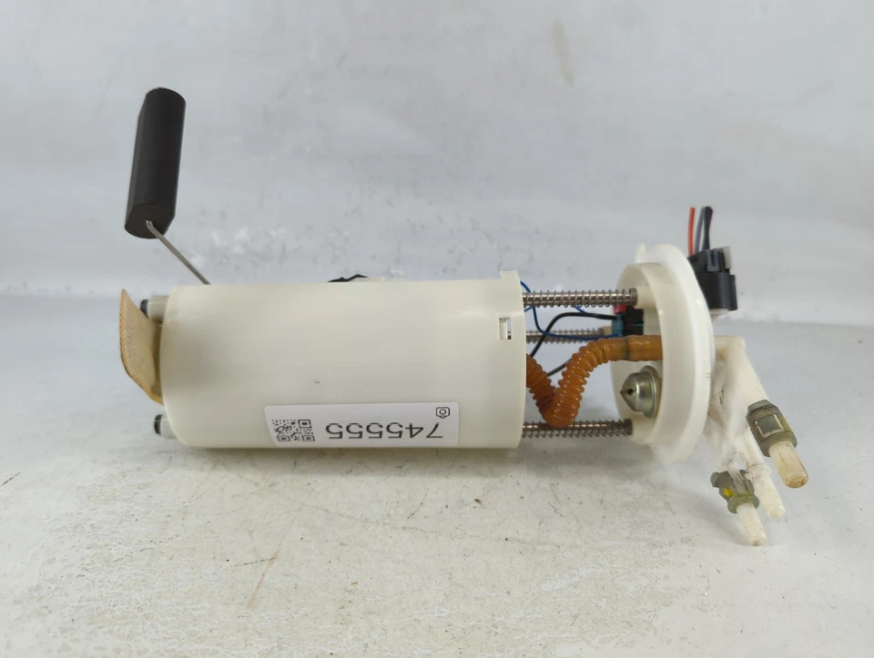 Conjunto de bomba de combustible eléctrica Buick Rendezvous 2002-2002 WDD9S Foto 2 de 4