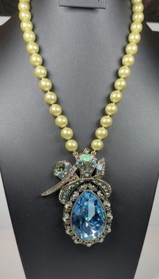 Heidi Daus  Irresistible Impressions  Pistachio necklace NIB,  RARE COLORWAY!