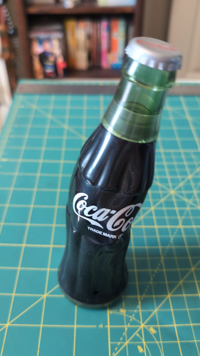Coca Cola Moving/Dancing Coke Bottle Electric 2 AA Batteries Taiwan Vintage Rare - Video 1 of 1