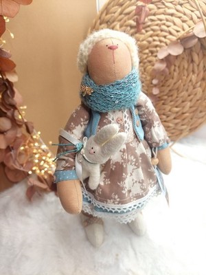 The interior is an Easter bunny. 100% handmade there's no other bunny like this.