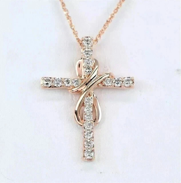 Colgante para mujer con cruz de moissanita real de corte redondo de 2,00 quilates enchapado en oro rosa de 14 quilates Foto 4 de 4