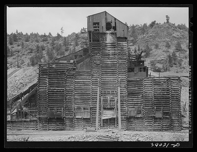 Photo:Idaho Springs Colorado 1941 Abandoned Gold Mill Mining Building