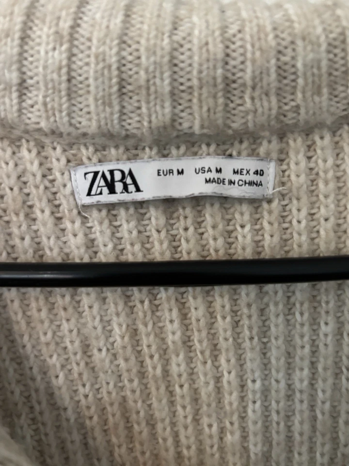 Zara Ribbed Mens Quarter-Zip Size Medium. Cream/beige Color. - Image 4 of 4