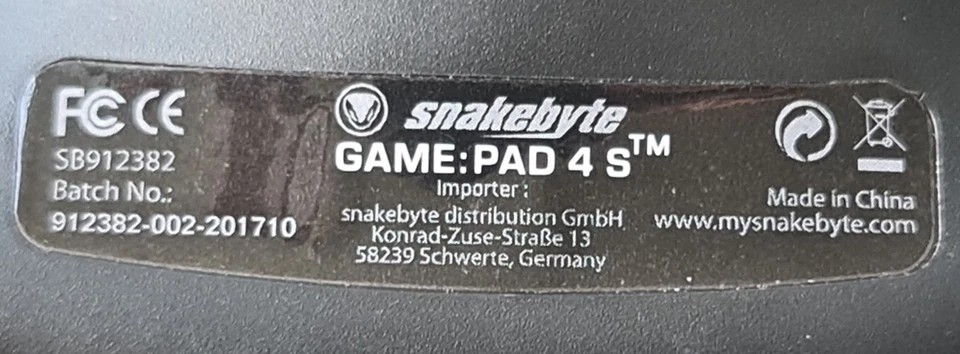Snakebyte Game Pad Controller 4 S Black For PS4 - Image 4 of 4