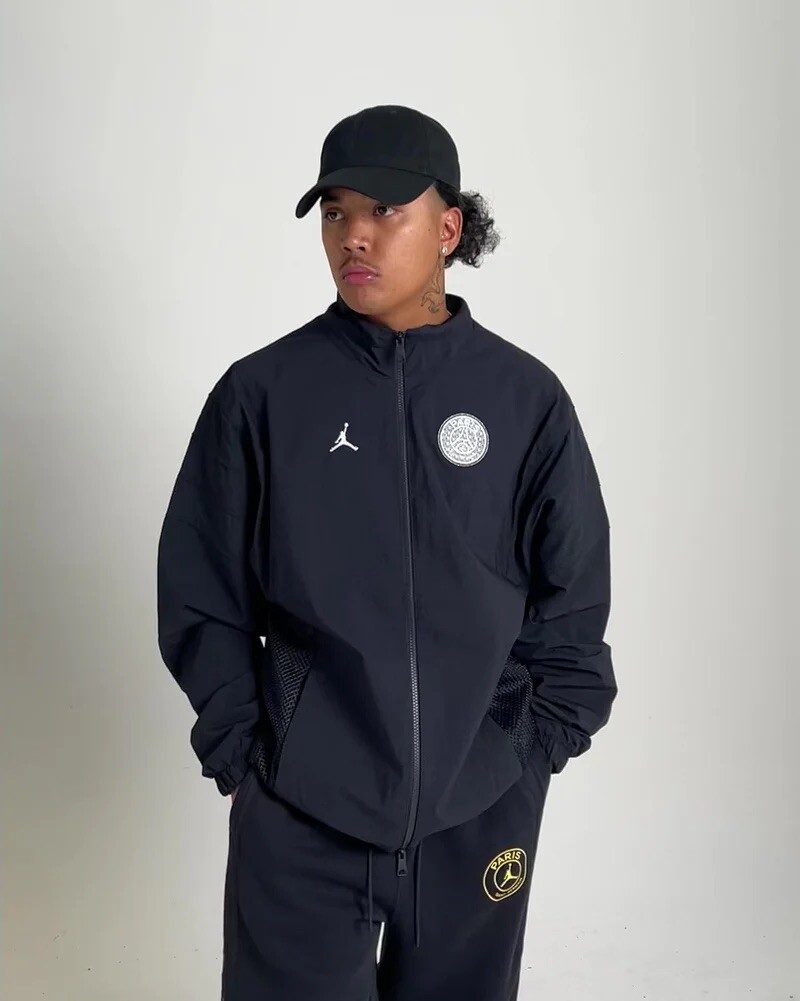 PARIS SAINT-GERMAIN NIKE x JORDAN 2023/24 ANTHEM JACKET SIZE “L