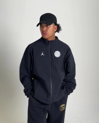 PARIS SAINT-GERMAIN NIKE x JORDAN 2023/24 ANTHEM JACKET SIZE “L
