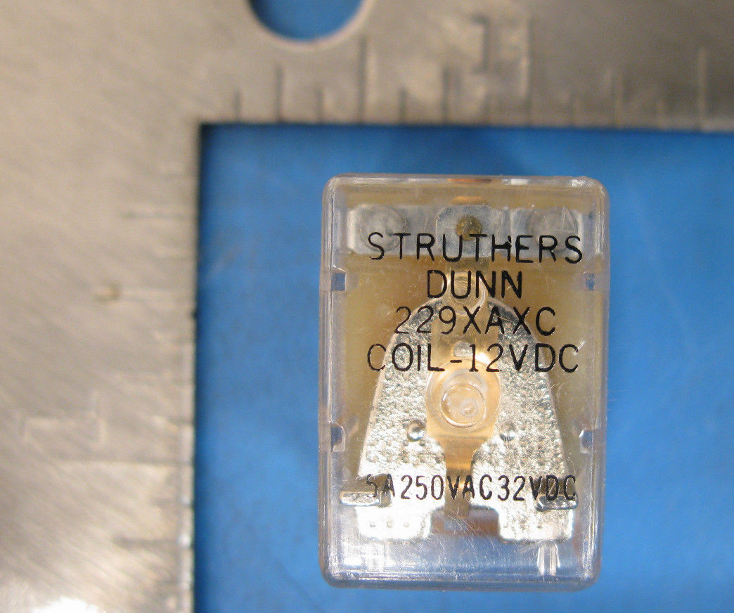 (1) STRUTHERS-DUNN RELAY 229XAXC COIL 12VDC, 5A 250VAC 32VDC SPDT