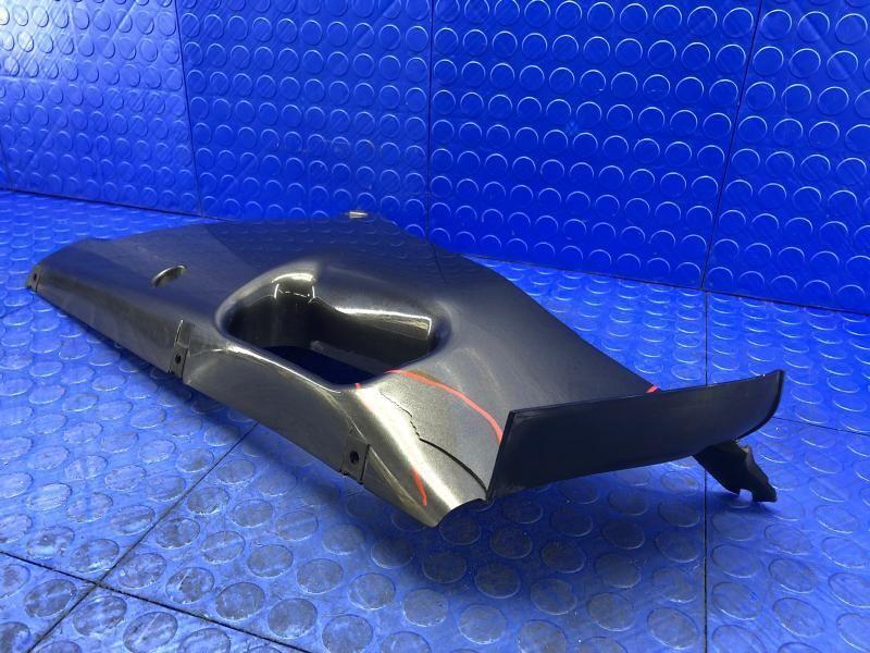 2016-2021 MCLAREN 570S LEFT QUARTER PANEL VENT COVER MOULDING 13A6805CP *CRACKED