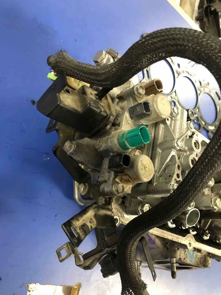 Cylinder Head ACURA TLX 14 15 16 17 18 19 - Image 2 of 4