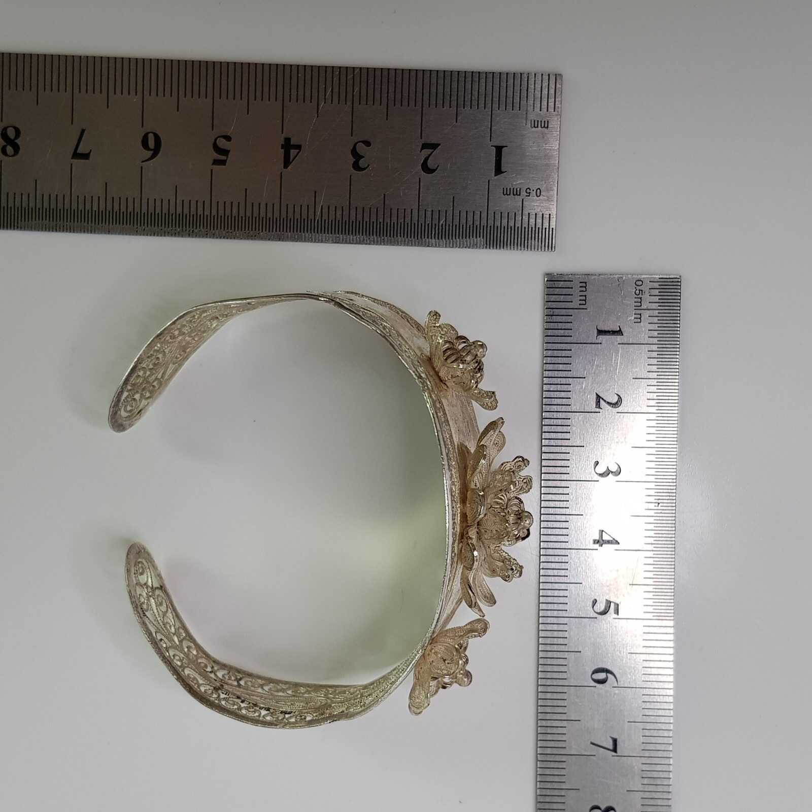 Vintage 900 Solid Silver Filigree Cuff Bangle Flo… - image 17