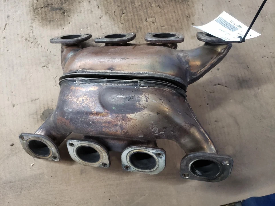 10 11 12 13 14 BMW X6M: Colector de escape (4,4 L, doble turbo) Foto 2 de 2