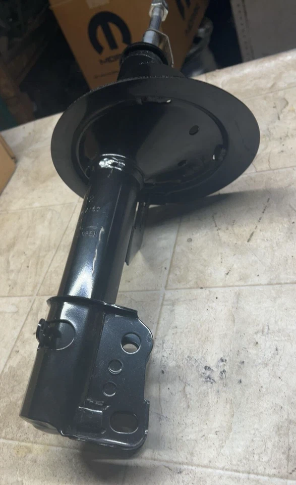 CARAVANA VOYAGER TOWN & COUNTRY 1991-1995 montaje de puntal delantero nuevo Mopar OEM Foto 2 de 4