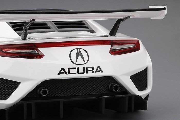 Top Speed Acura NSX GT3 Presentation NY Auto Show 2016 1:18 Top Speed Acura NSX GT3 Presentation NY Auto Show 2016 1:18