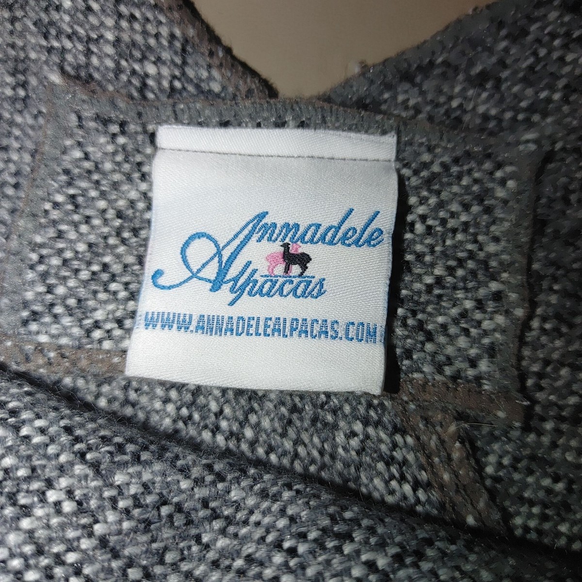 Annadele Alpacas Womens Alpaca Wool Poncho Shawl Wrap Gray Hand Washable View 2
