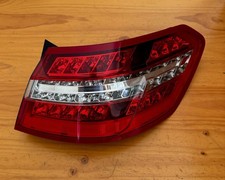 2010-2013 Mercedes Benz E350 Sedan Passenger Right Taillight Lamp Oem 2129067101 2010-2013 Mercedes Benz E350 Sedan Passenger Right Taillight Lamp Oem 2129067101