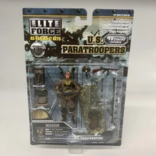 Blue Box Toys Elite Force 2006 U.S. Paratroopers Sgt. Mahoney Figure BBI Bazooka