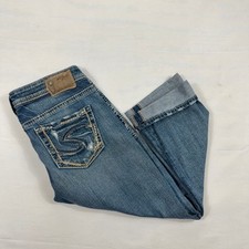Silver Jeans Suki Low Capri Distressed Denim Mid Wash 32 Blue Embroidered Pocket