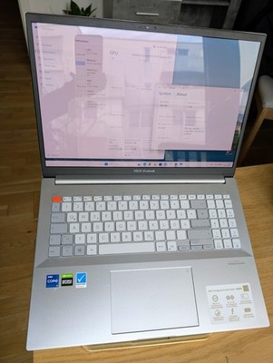 ASUS Vivobook Pro 16X OLED (16'', i7, 16GB RAM, 1TB SSD, RTX 3050, 4K OLED)