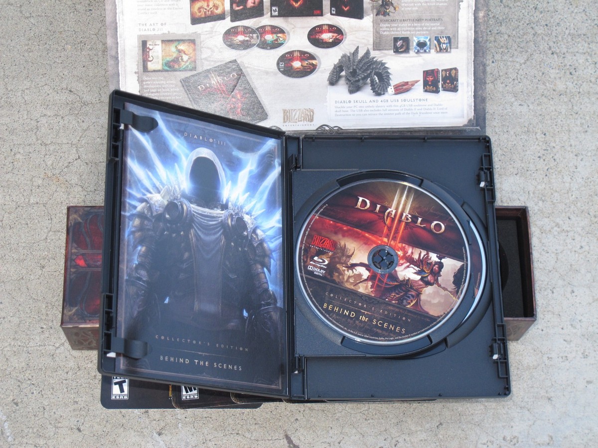 Diablo III 3 Collector's Edition w/ Diablo 2 USB (Book, DVD, Skull