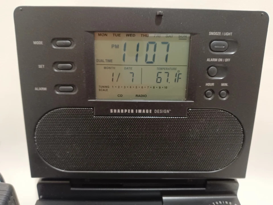 Reproductor de CD portátil de imagen más nítida radio AM-FM chupete SI586 PROBADO FUNCIONANDO negro Foto 3 de 4