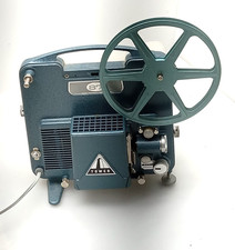 Vintage Sears Tower 584.92922 Automatic 8mm Movie Projector w/ Blue Carry Case