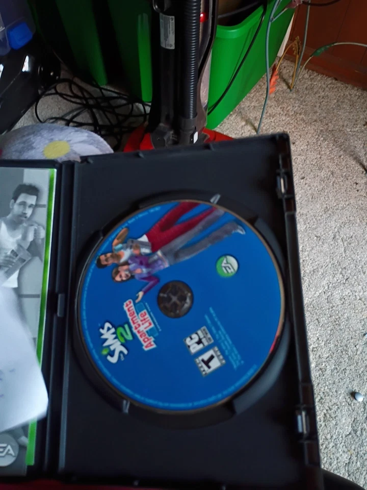 The Sims 2 Apartment Life (PC, 2008) - Image 3 of 4