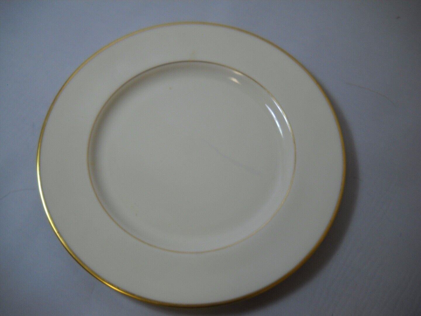 DINNER PLATE from LENOX China MANSFEILD Made in USA Cream with GOLD RIM