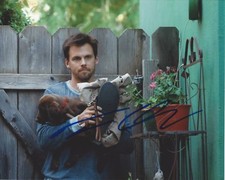 ACTOR TOMMY DEWEY SIGNED CASUAL 8X10 PHOTO C W/COA NOW WE'RE TALKING 17 AGAIN