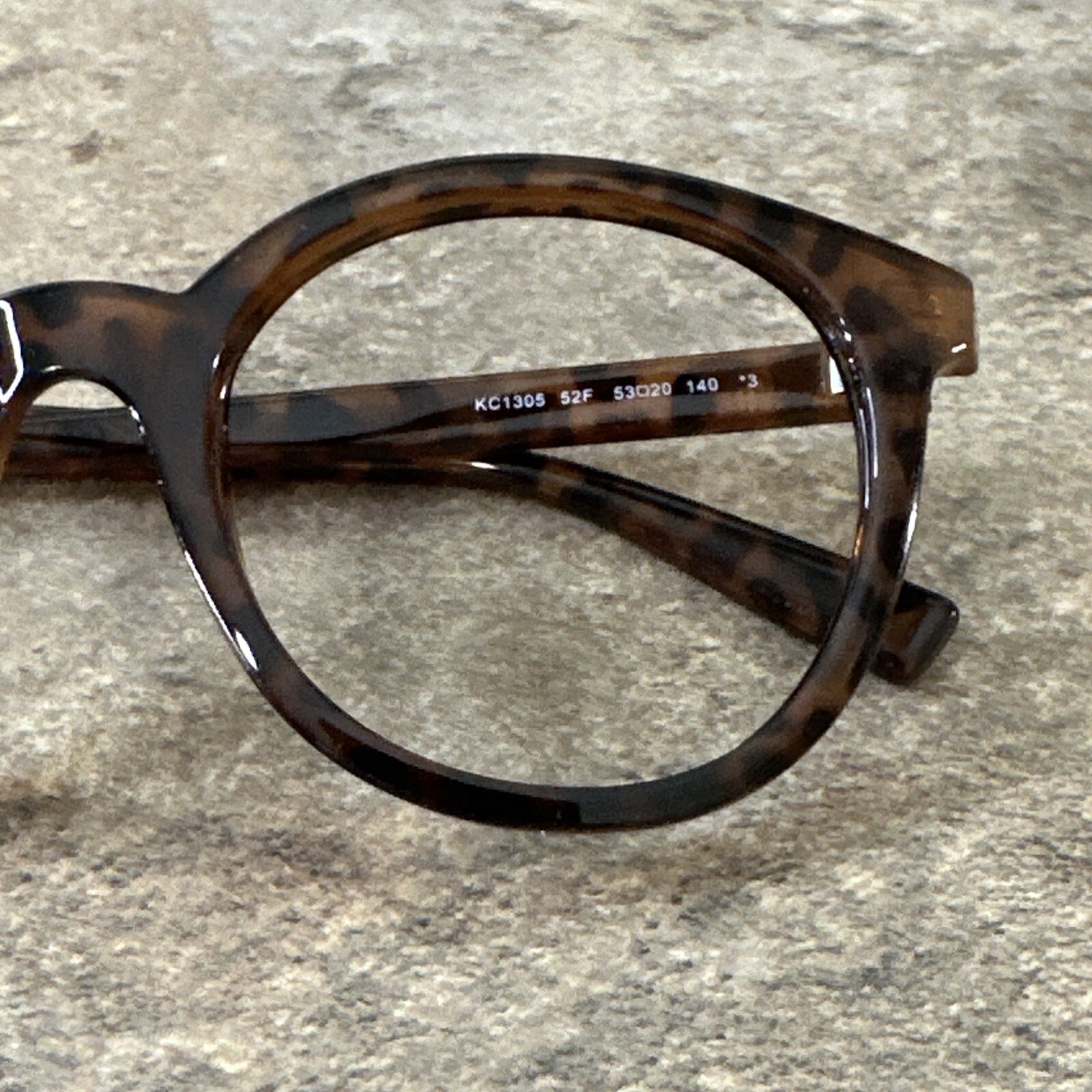 Kenneth Cole Reaction KC1305 52F Brown Tortoise Eyeglass Frame 53-20-140-48 G18