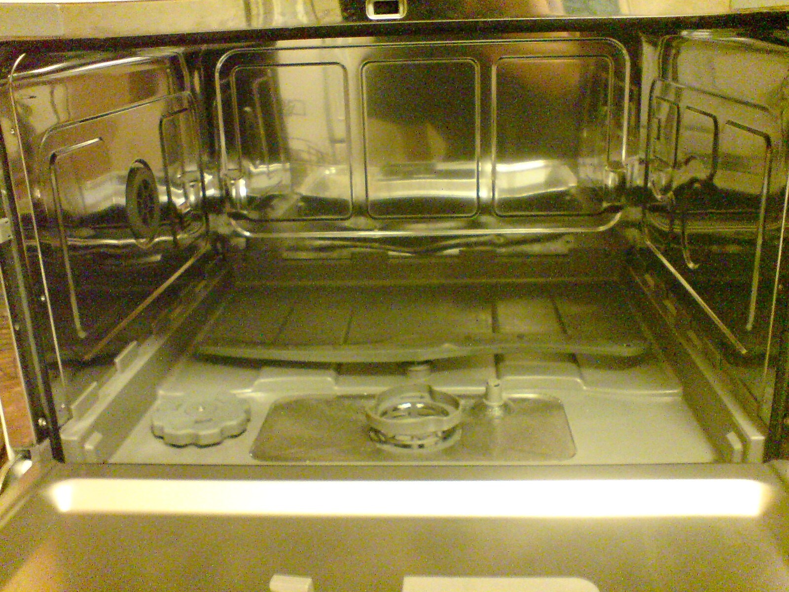 Cookology CTTD6WH Freestanding Compact Table Top Dishwasher, 6 place