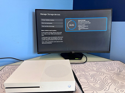 Microsoft Xbox One S 1TB White Console Bundle Controller Cables 4K UHD Blu-Ray