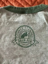 Women’s Goose Island Green Crew Neck T-Shirt Large