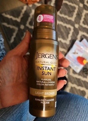 Jergens Natural Glow Instant Sun  Sunless Tanning Mousse (Light Bronze) 6 Oz 